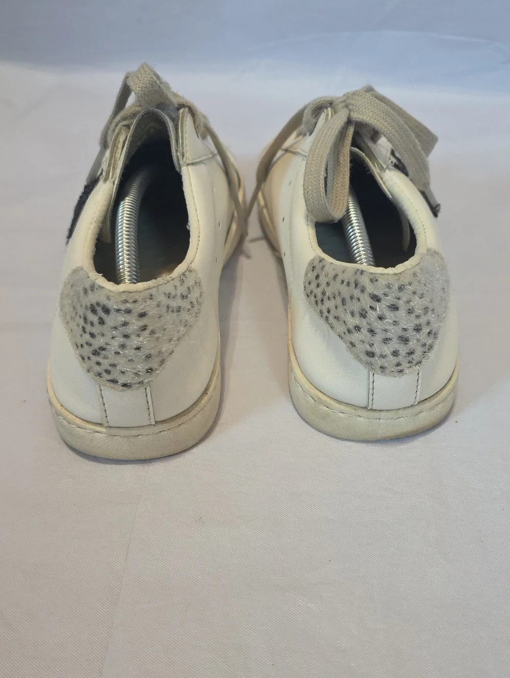 Vintage Havana Carla Sneaker White Cheetah Black Star Faux Fur Heel Tab 8.5
